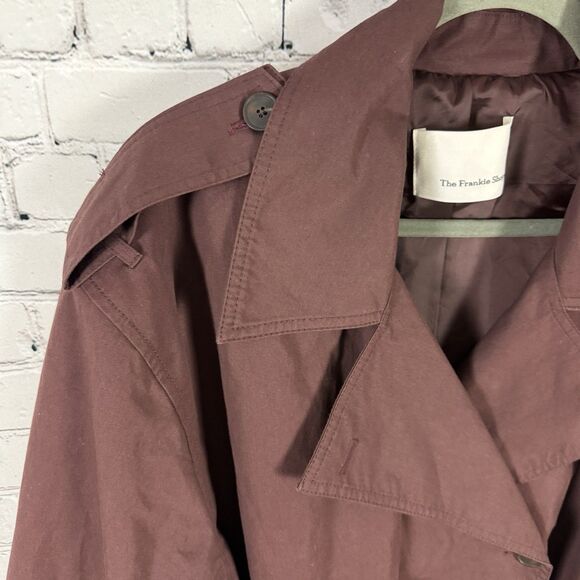 The Frankie Shop Lisburn Short Trench Coat Belted in Burgundy One Size O/S - Picture 10 of 15